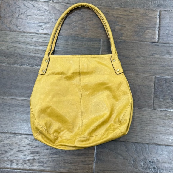 Axcess by Liz Claiborne Purse - Picture 4 of 9